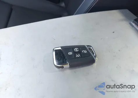 2020 Volkswagen Atlas Cross Sport 2.0T Se W/Technology/2.0T Se W/Technology R-Line from USA, damaged, VIN 1V25C2CA5LC205120